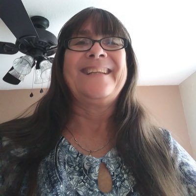 Profile Picture of Sharon Hayden (@dynamite581998) on Twitter