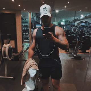 Profile Picture of Timothy Hunt (@_timhunt) on Instagram