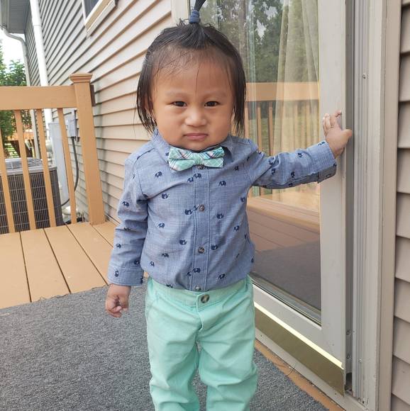 Profile Picture of Krishna Thapa (@apahtanhsirk) on Poshmark