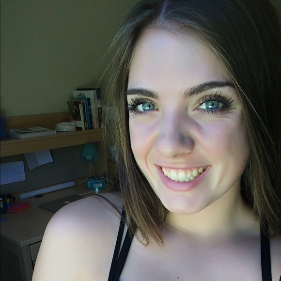 Profile Picture of Jordan Keane (@jordankeane) on Poshmark