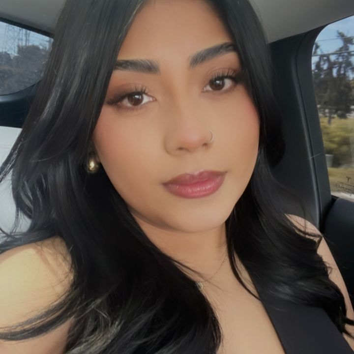 Profile Picture of alozoya4 (@alozoya4) on Tiktok