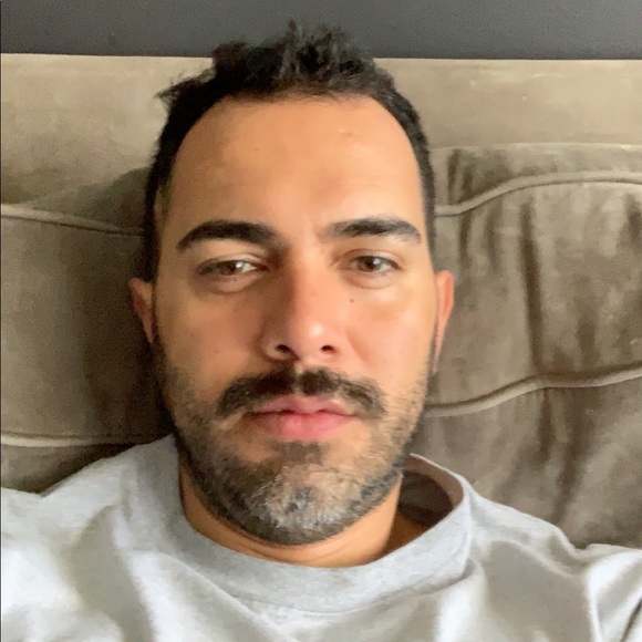 Profile Picture of Ben Romero (@erromero311) on Poshmark