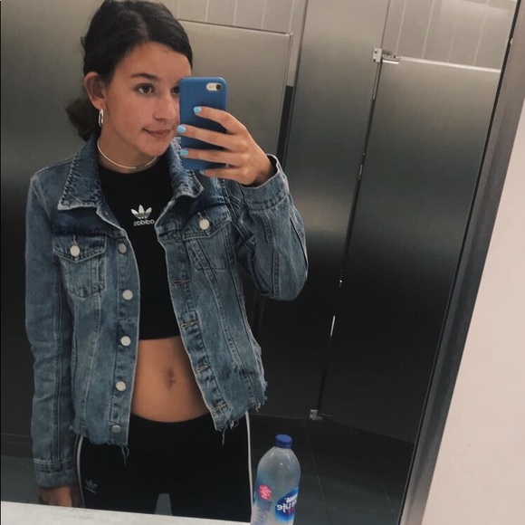 Profile Picture of Louisa Stamas (@louisastamas) on Poshmark