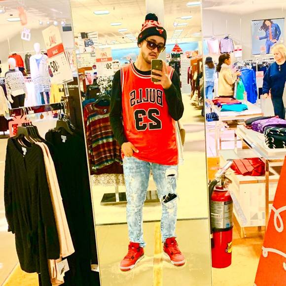 Profile Picture of David Wiz kalifa (@wizkalifa568) on Poshmark