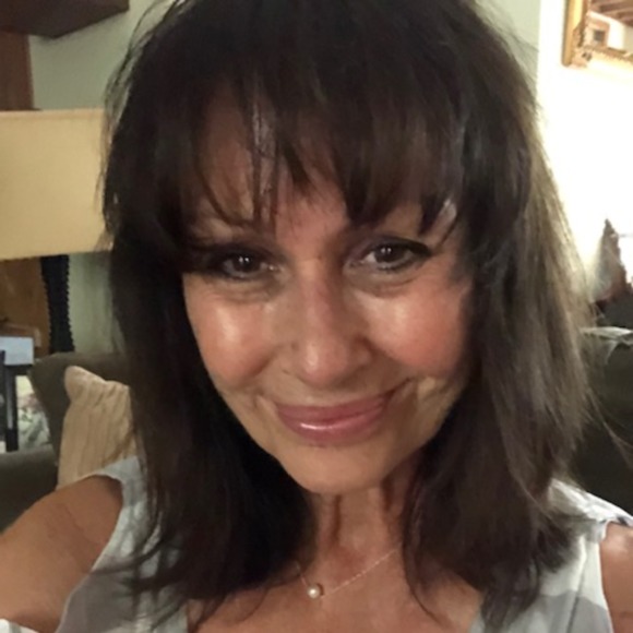 Profile Picture of Kim Gerhardt (@kimgerhardt) on Poshmark