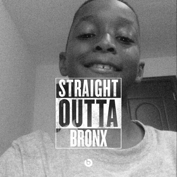 Profile Picture of Maurice Gavin (@mauricega) on Poshmark