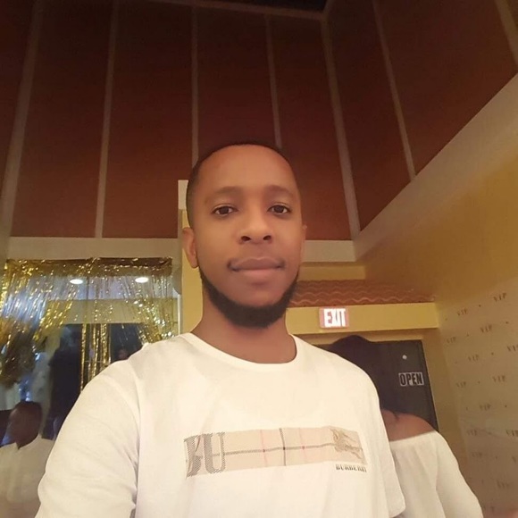 Damian Jiggamel - Poshmark Profile Picture of Damian Jiggamel (@damianjiggamel) on Poshmark