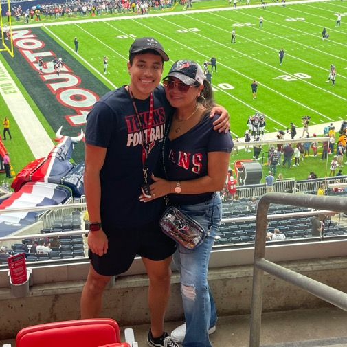 Profile Picture of MyrnaT (@myrnat50) on Tiktok