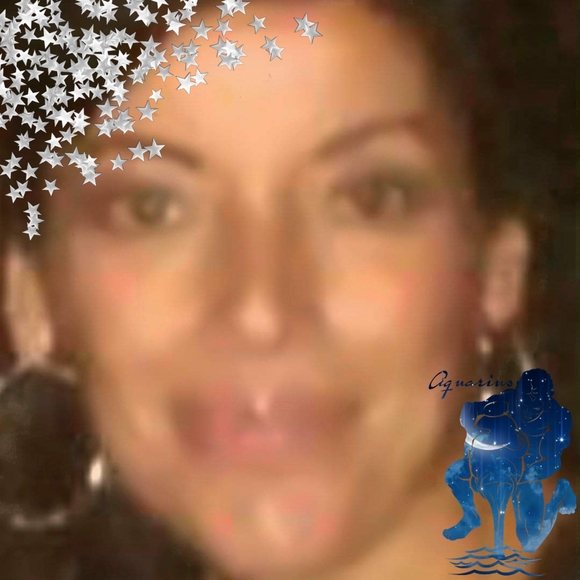 Profile Picture of Theresa Albero (@theresaalbero) on Poshmark