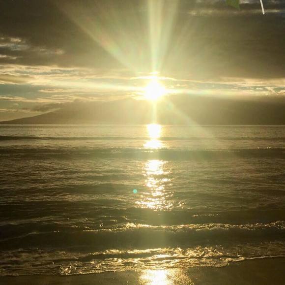 Profile Picture of Michael Max (@smax727) on Poshmark