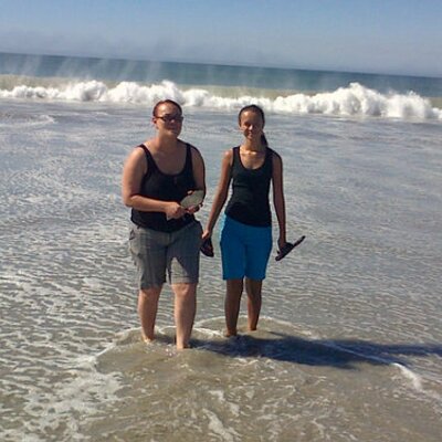 Profile Picture of Rochelle (@@ChellaAndy) on Twitter