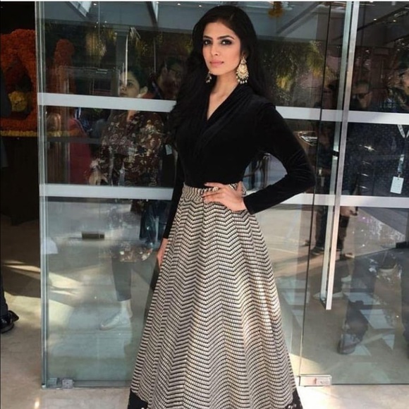 Profile Picture of Kanisha Patel (@kkpatel987) on Poshmark