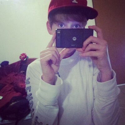 Profile Picture of Christopher Theriot (@redtheriot2000) on Twitter