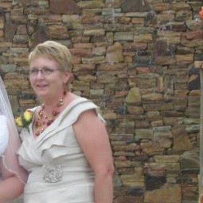 Profile Picture of Michelle Wade (@mickey_wade) on Twitter