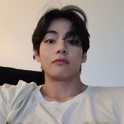 Profile Picture of Taehyung Is My Star (@NadiaAl88771387) on Twitter