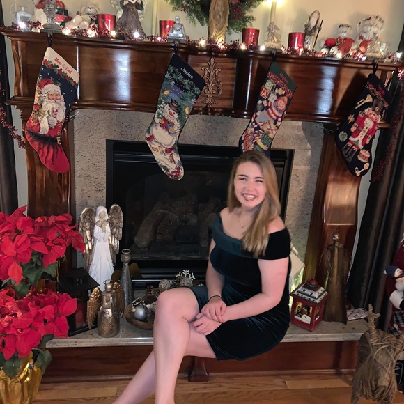 Profile Picture of Jacqueline Keenan (@j_keenan) on Poshmark