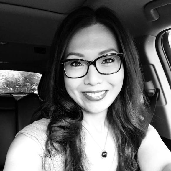 Profile Picture of Tricia Fowler (@hiimfatpat) on Poshmark