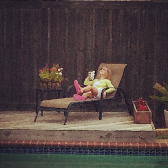 Profile Picture of Leslie Schmidtke (@leslieschmidtke) on Poshmark