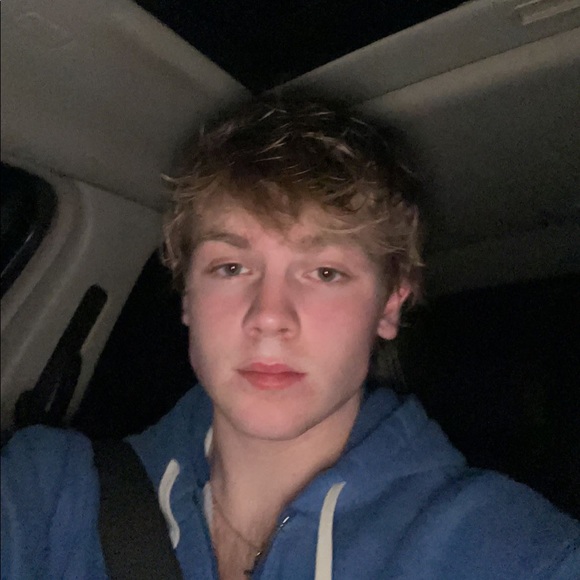 Profile Picture of Jacob Lockett (@jacob_lockett) on Poshmark