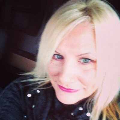 Profile Picture of Donnadurocher (@donnadbelle) on Twitter