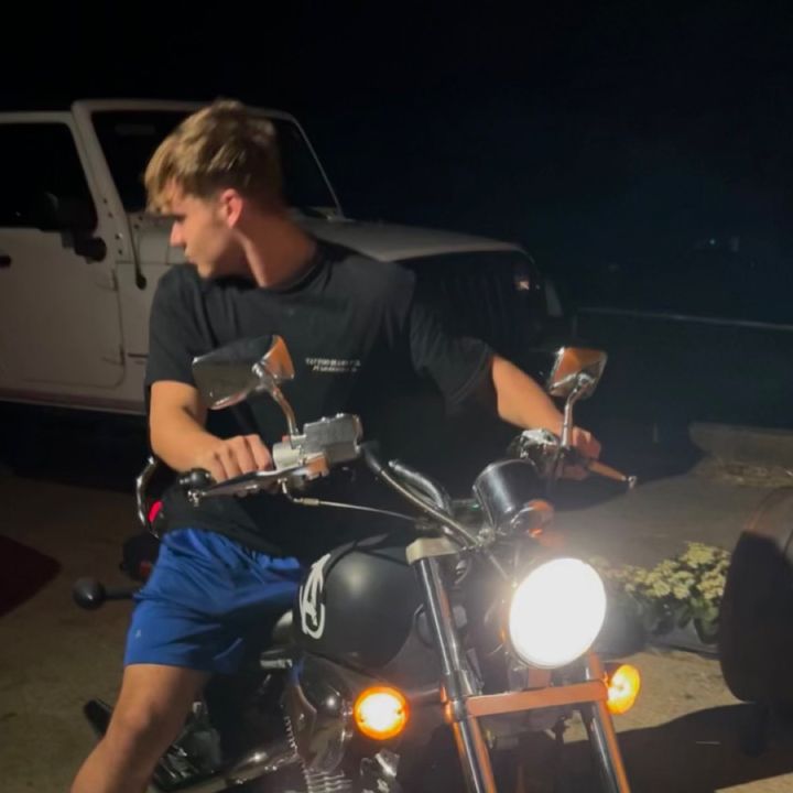 Profile Picture of Lane WOLFINBARGER (@lanewolf18) on Tiktok
