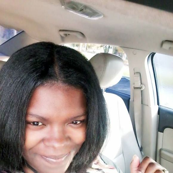 Profile Picture of Danielle Winchester (@daniellewinc687) on Poshmark