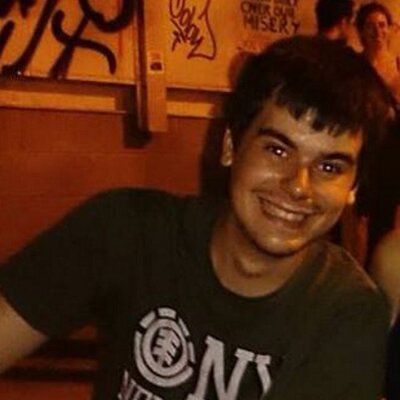 Profile Picture of Albert Manzano (@amanzano94) on Twitter