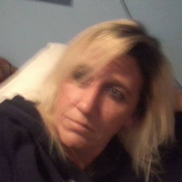 Profile Picture of Misty Quick (@misty_q) on Poshmark