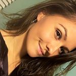 Profile Picture of Dani McPeake (@daniellemcpeake) on Instagram