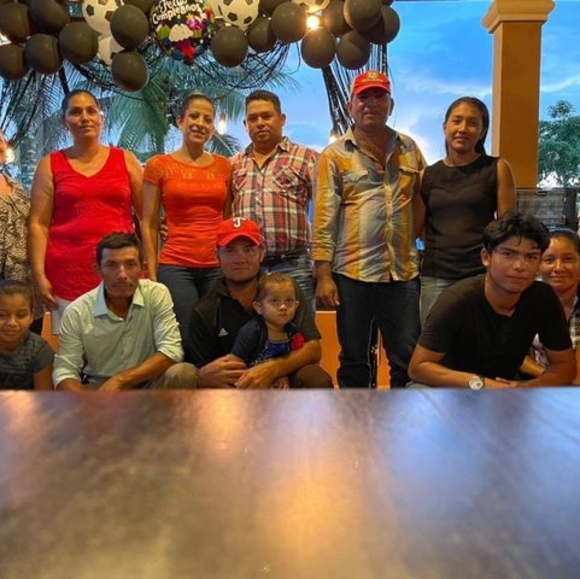 Profile Picture of Joel Amador (@joelamador744) on Poshmark