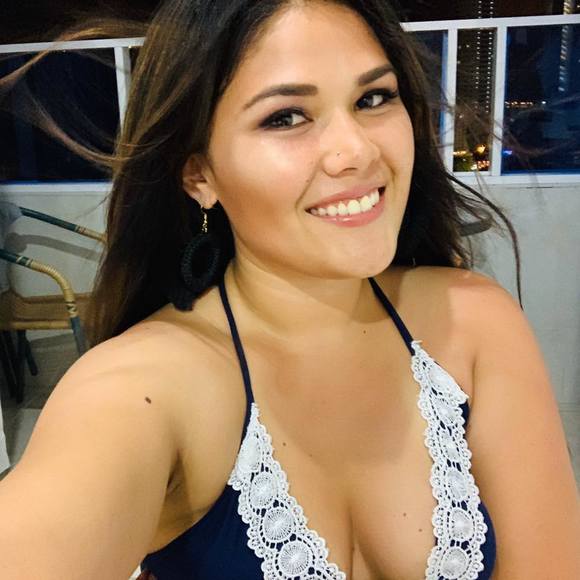 Leonor Vargas plazarte - Poshmark Profile Picture of Leonor Vargas plazarte (@leonor_s2) on Poshmark