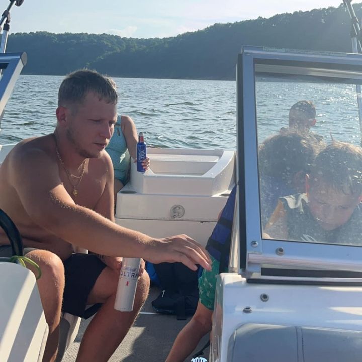 Profile Picture of Thomas robey (@thomas_robey) on Tiktok