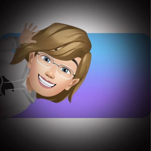 Profile Picture of Cheryl Niswonger (@runner45) on Poshmark