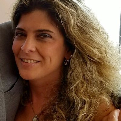 Profile Picture of Catherine Bender Weissman (@BenderWeissman) on Twitter