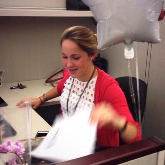 Profile Picture of Jillian Pellicano (@jpellicano) on Poshmark