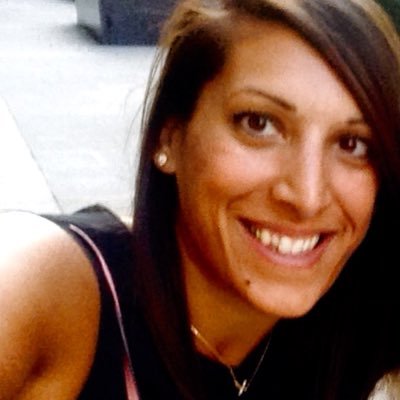 Profile Picture of Androulla Constantinou (@AnnaDrew2) on Twitter