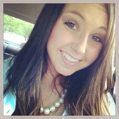 Profile Picture of Courtney Bowling (@cbowling24) on Twitter