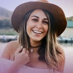 Profile Picture of Monica Ten-Kate (@monicathemedium) on Instagram