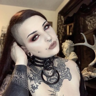 Profile Picture of Ava Adore (@AvaBohar) on Twitter