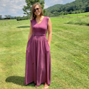 Profile Picture of April Allen (@aprilallen956) on Youtube