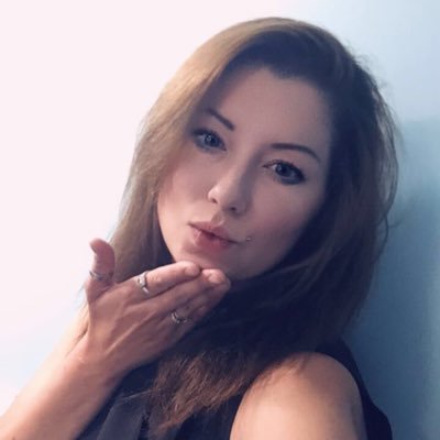 Profile Picture of Amanda Veilleux (@Amanda80851104) on Twitter