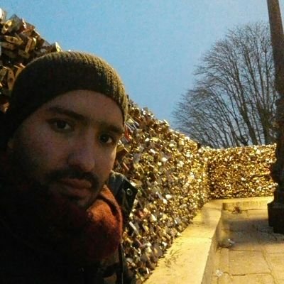 Profile Picture of Alex Robledo (@Alexrros) on Twitter