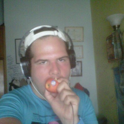 Profile Picture of JuanCho Benjamin YAN (@juanchoyanez86) on Twitter