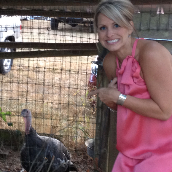 Profile Picture of Jaclyn Walker (@jaclynw) on Poshmark