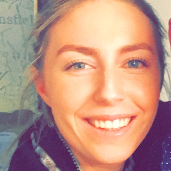 Profile Picture of Gabrielle Marczewski (@marczega0624) on Poshmark