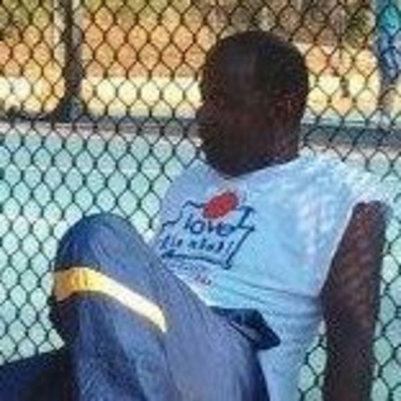 Profile Picture of Christopher Ross (@cross0512) on Poshmark