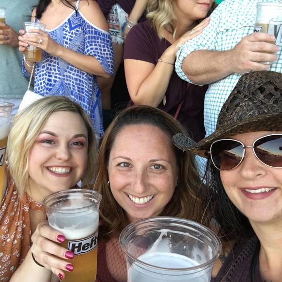 Profile Picture of Jaime Albright (@mommy2xnj) on Poshmark