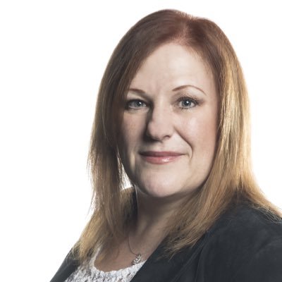 Profile Picture of Pam Armstrong (@Pam_EML_Realtor) on Twitter