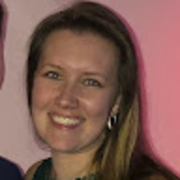 Profile Picture of Joline Coltri (@jolinecoltri) on Poshmark