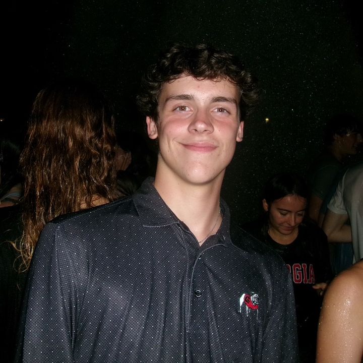 Profile Picture of Derek (@derekwvarney) on Tiktok